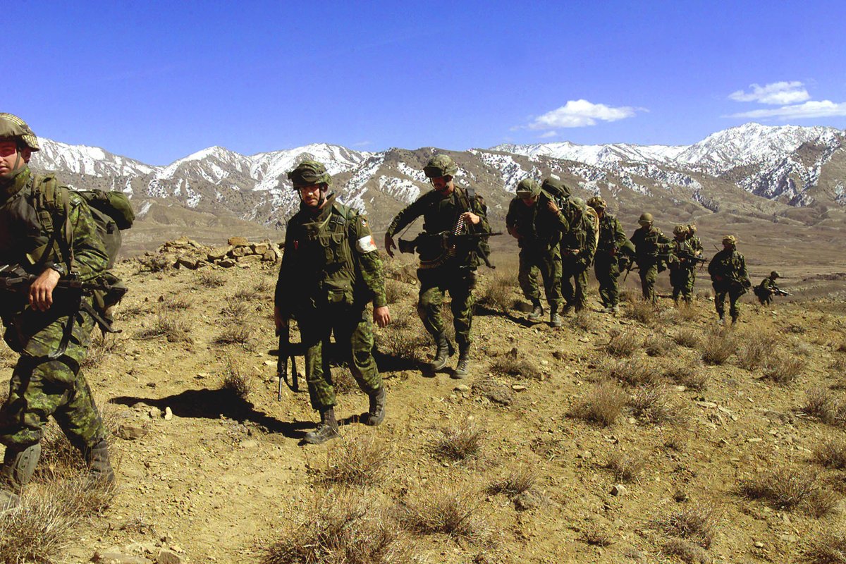Kanada vstupuje do boje
